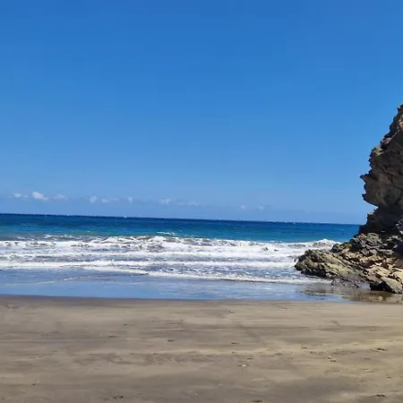 Monte Del Moro Ocean View Apartment